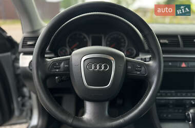 Седан Audi A4 2005 в 