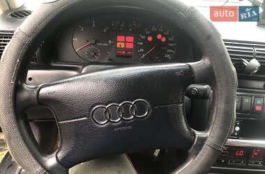 Универсал Audi A4 1996 в 