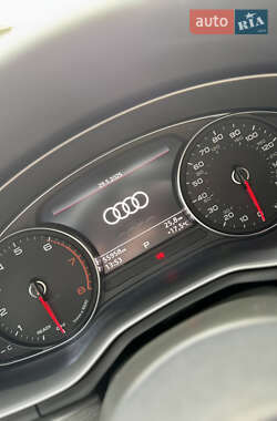 Седан Audi A4 2020 в 