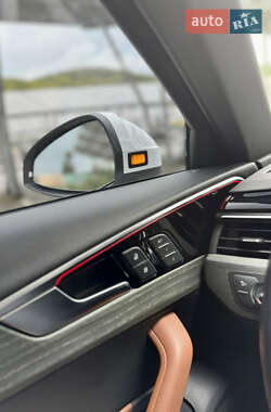 Седан Audi A4 2020 в 