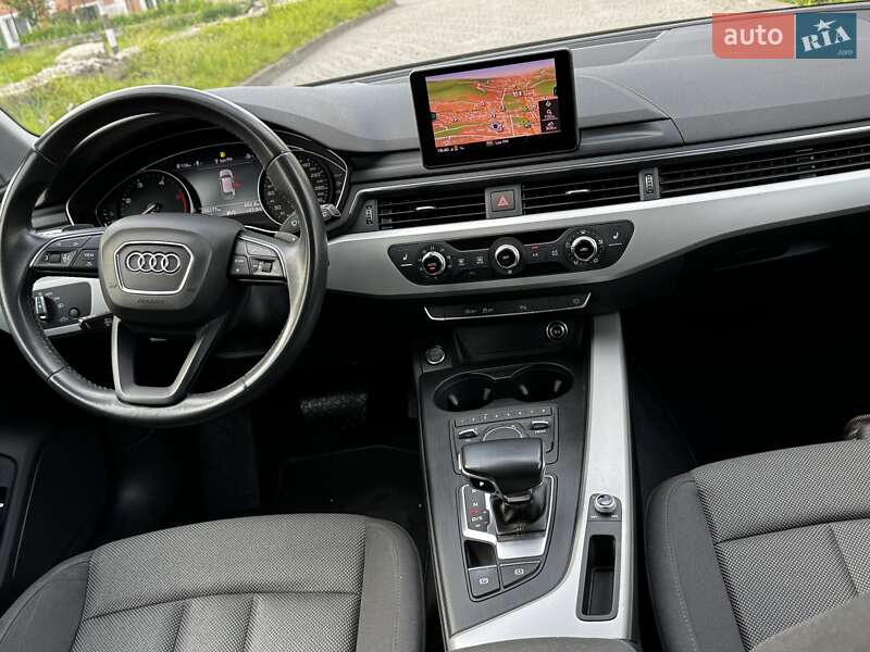 Универсал Audi A4 2019 в Кременце