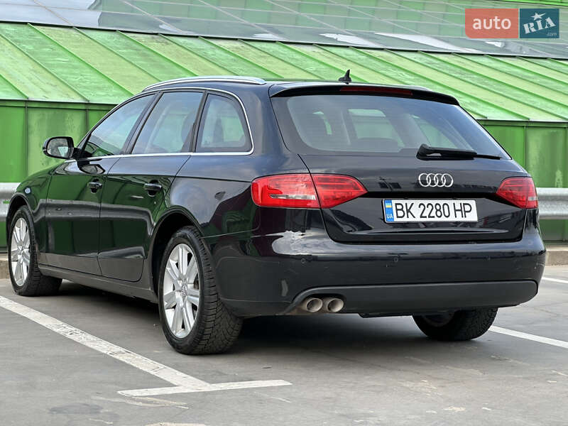 Универсал Audi A4 2009 в Киеве