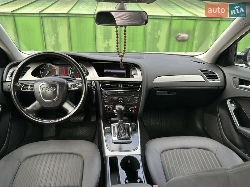 Универсал Audi A4 2009 в Киеве