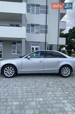 Седан Audi A4 2013 в 