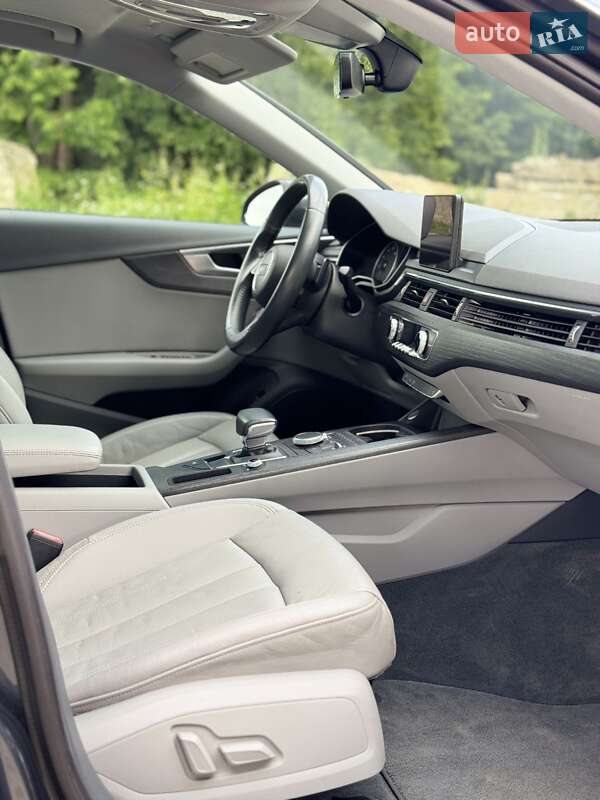 Седан Audi A4 2016 в Самборе