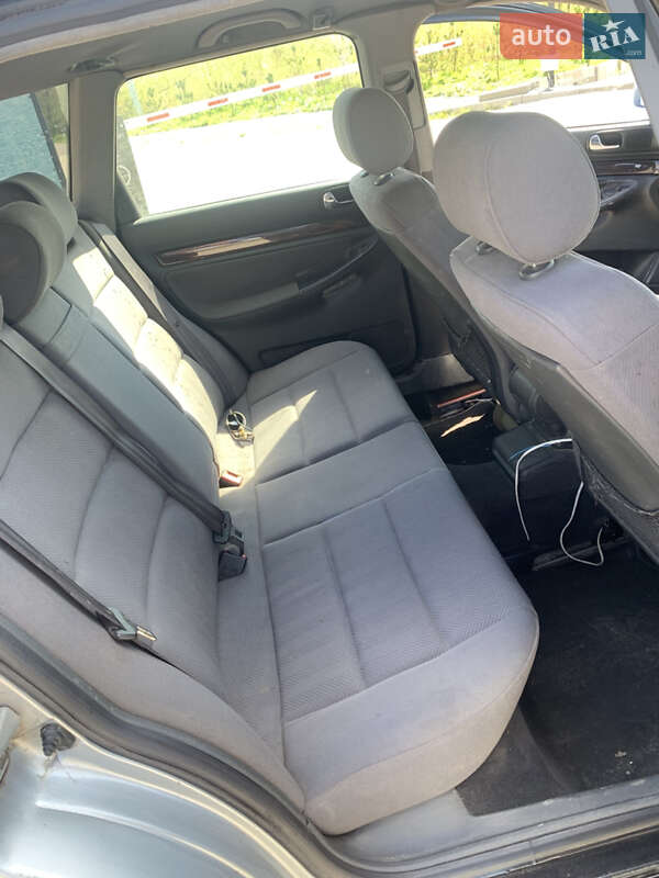 Универсал Audi A4 1998 в Львове