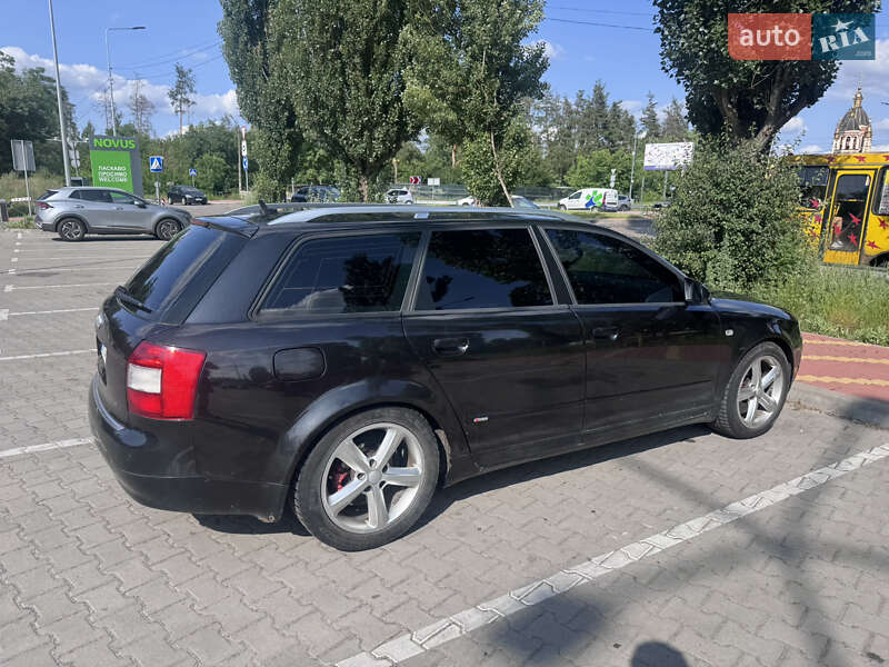 Универсал Audi A4 2003 в 