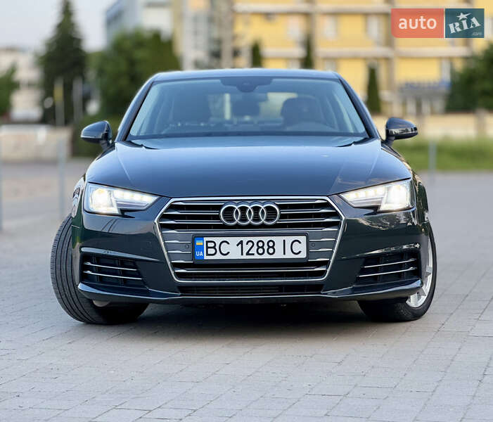 Седан Audi A4 2017 в Львове