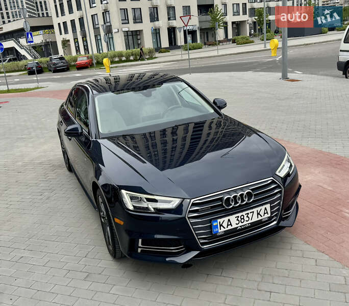 Седан Audi A4 2016 в Киеве