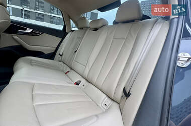 Седан Audi A4 2016 в 