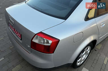 Седан Audi A4 2003 в 