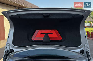 Седан Audi A4 2003 в 