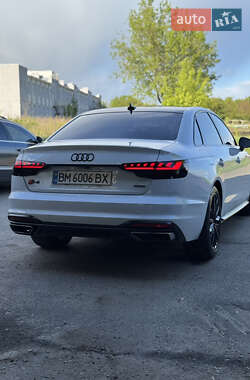 Седан Audi A4 2020 в 