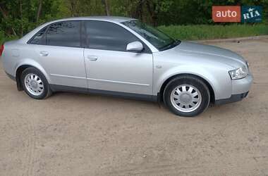 Седан Audi A4 2002 в 