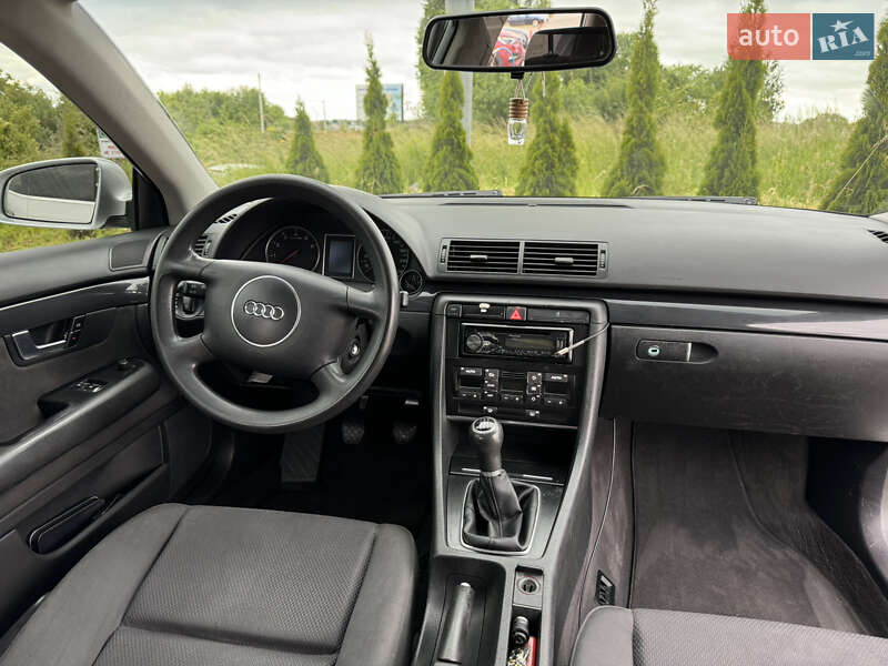 Универсал Audi A4 2002 в Львове