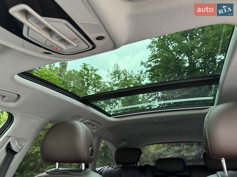 Универсал Audi A4 2016 в Киеве