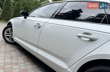 Седан Audi A4 2018 в 