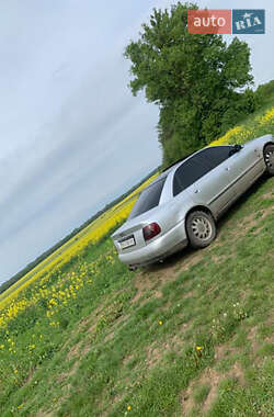 Седан Audi A4 1997 в 