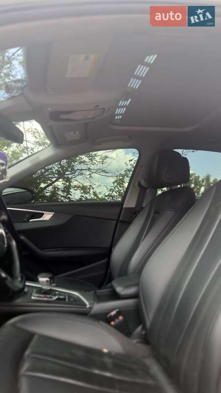 Седан Audi A4 2017 в Балте