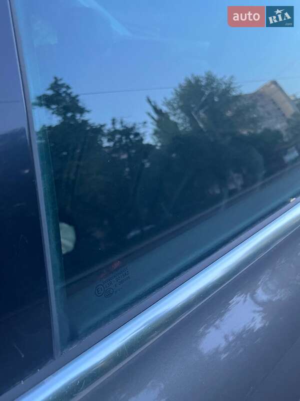 Седан Audi A4 2013 в Киеве