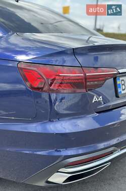 Седан Audi A4 2023 в 