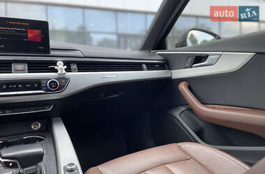Седан Audi A4 2017 в 
