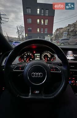 Седан Audi A4 2012 в 
