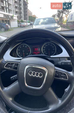 Седан Audi A4 2010 в 
