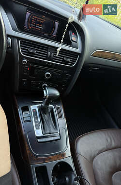 Седан Audi A4 2012 в 
