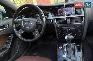 Седан Audi A4 2012 в 