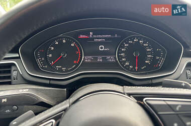 Седан Audi A4 2020 в 
