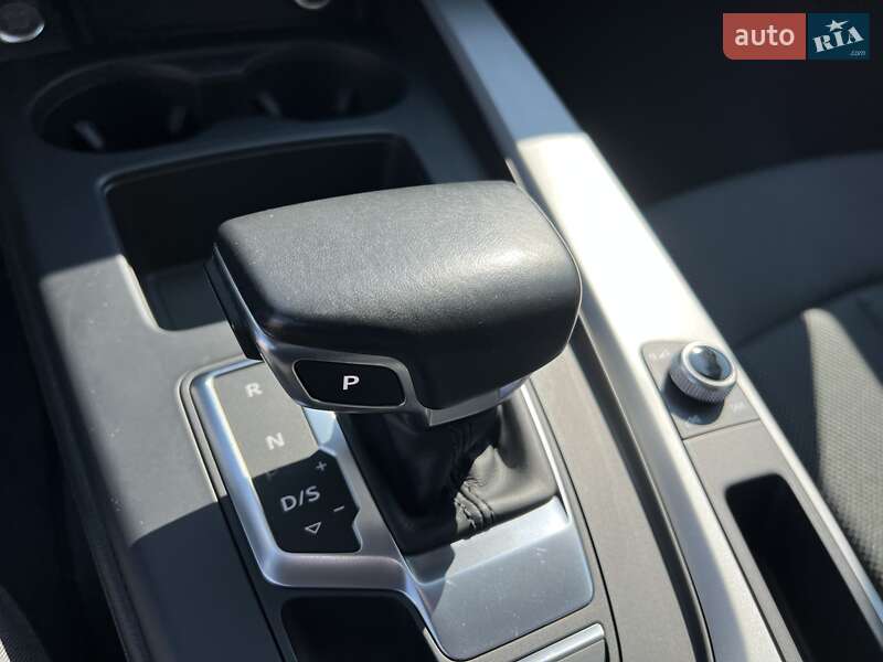 Универсал Audi A4 2021 в Дрогобыче