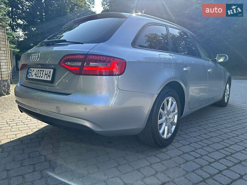 Універсал Audi A4 2014 в Львові