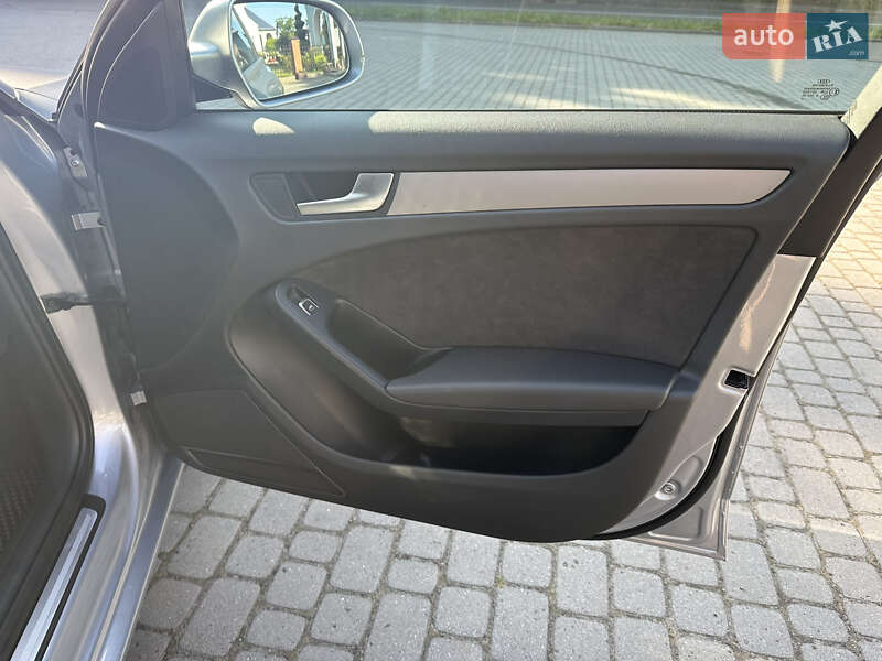 Універсал Audi A4 2014 в Львові