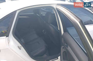 Седан Audi A4 2012 в 