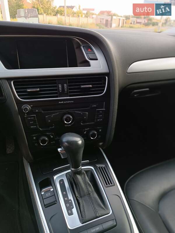 Седан Audi A4 2009 в Киеве