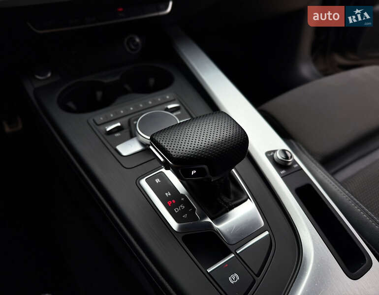 Універсал Audi A4 2018 в Луцьку