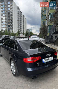 Седан Audi A4 2012 в 