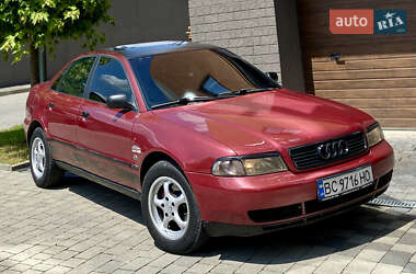 Седан Audi A4 1996 в 