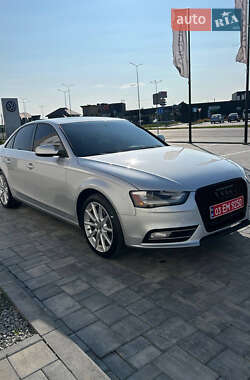 Седан Audi A4 2013 в 