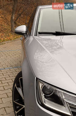 Седан Audi A4 2016 в 