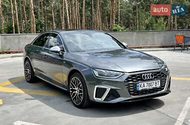 Седан Audi A4 2020 в 
