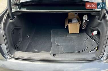 Седан Audi A4 2020 в 