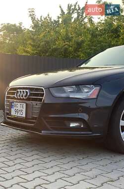 Седан Audi A4 2012 в 
