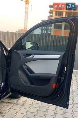 Седан Audi A4 2012 в 