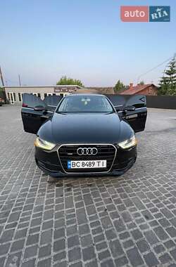 Седан Audi A4 2014 в 