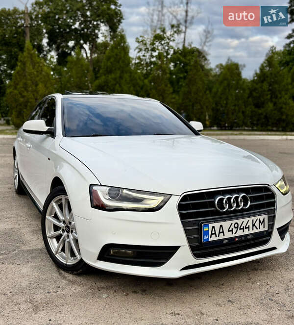 Седан Audi A4 2015 в 
