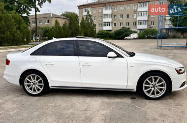 Седан Audi A4 2015 в 