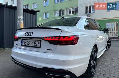 Седан Audi A4 2022 в 