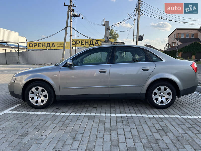 Седан Audi A4 2001 в Києві